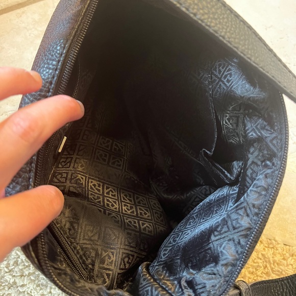 Women’s Relic Black Leather shoulder Purse - Picture 8 of 12